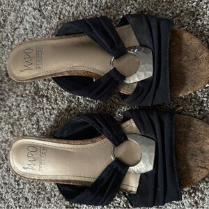 Black and Silver Women Sandals